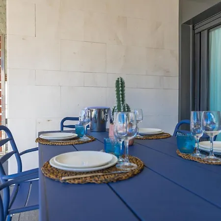 Nc Moli Blau 102 - 4 Personas Roses